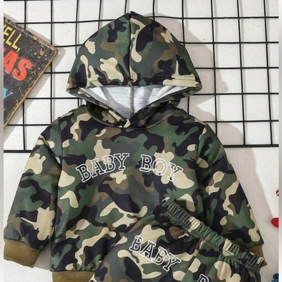 Babyboy shein hoodie - Picture 1 of 3